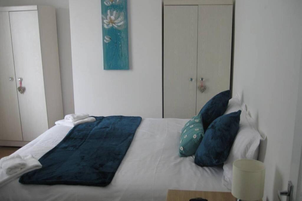 Pomfret House, 3 Bedrooms, Burnley Central, Contractors And Groups First Choice, Free Parking Εξωτερικό φωτογραφία