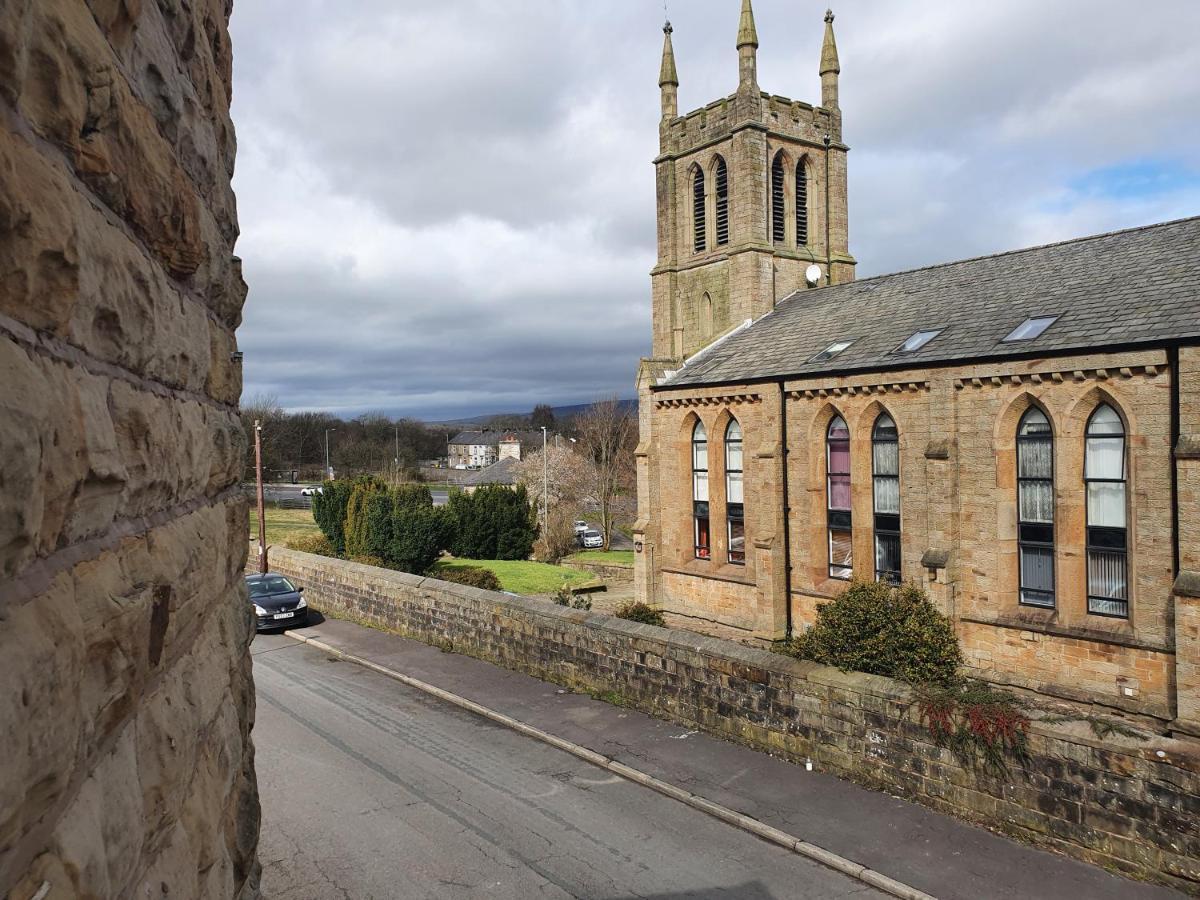 Pomfret House, 3 Bedrooms, Burnley Central, Contractors And Groups First Choice, Free Parking Εξωτερικό φωτογραφία